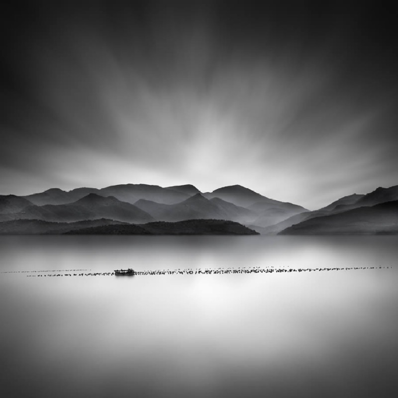 taming-the-waves-george-digalakis-01.jpg