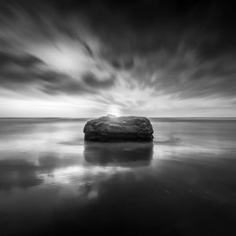 long-exposure-black-and-white-photography-jana-luo-12.jpg