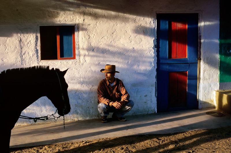 34_master_of_color_street_photography_steve_mccurry.jpg