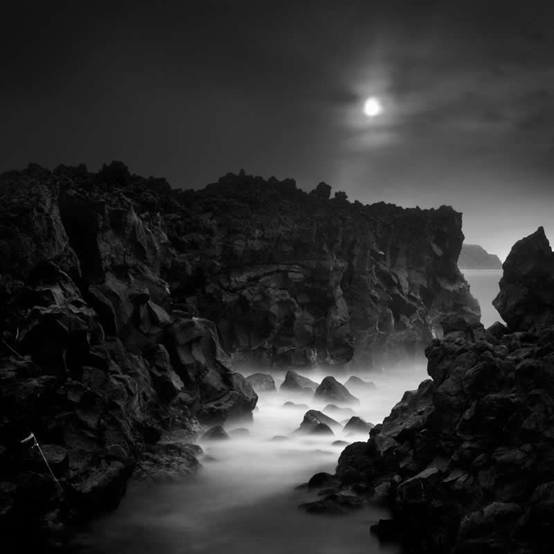 long-exposure-black-and-white-photography-arnaud-bathiard-07.jpg