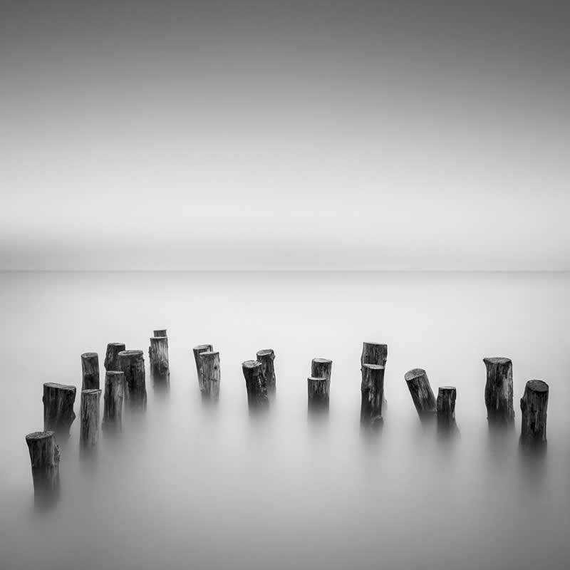 long-exposure-black-and-white-photography-arnaud-bathiard-13.jpg