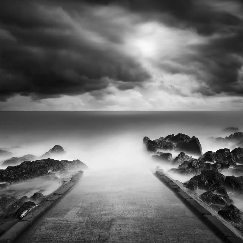 long-exposure-black-and-white-photography-arnaud-bathiard-12.jpg